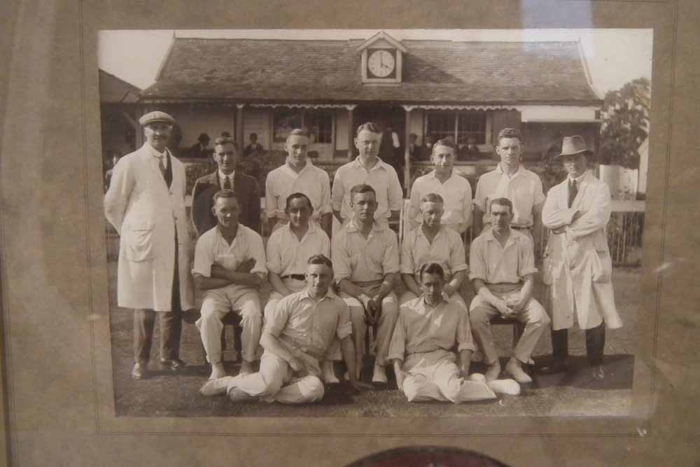 A collection of sporting memorabilia relating to well known Nantwich Cricketer and all rounder Ted - Image 8 of 9