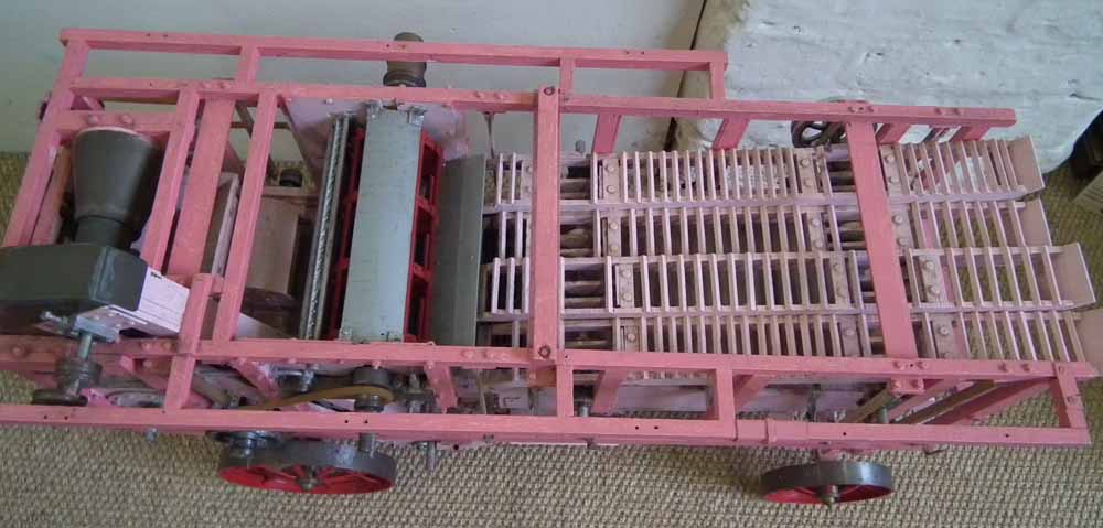 Live Steam traction engine `Allchin Royal Chester` with Ransome Threshing Box and Baler  1.5inches - Image 5 of 22