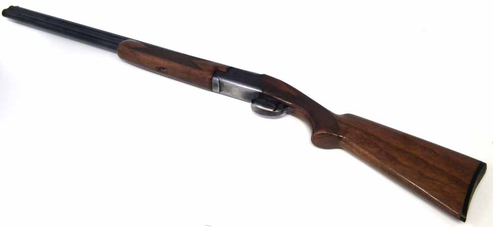 Browning 12 bore over and under shotgun  serial number 73J05799, with 26.25" barrels choked to three - Image 5 of 12