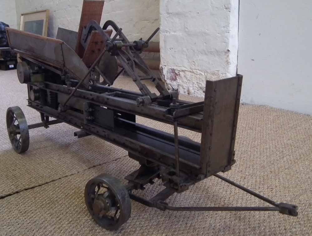 Live Steam traction engine `Allchin Royal Chester` with Ransome Threshing Box and Baler  1.5inches - Image 14 of 22