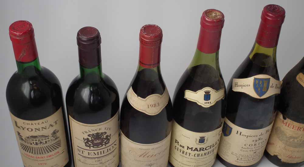 Ten bottles of wine  to include St Emilion 1981, Macon 1983, Marcilly 1981, Hospices de Beaune 1981, - Image 4 of 6