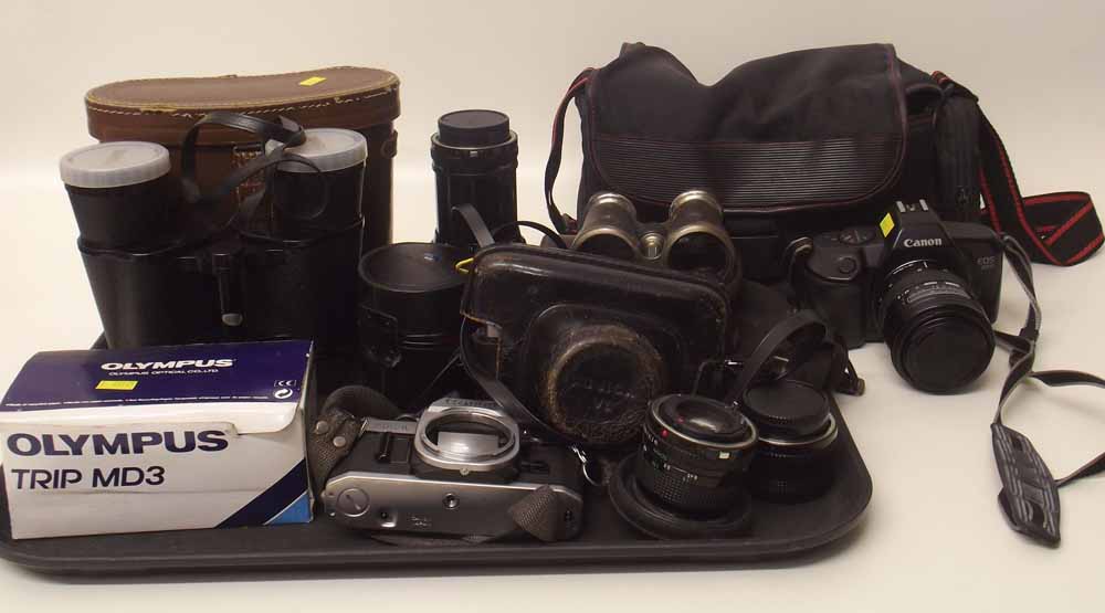 Collection of Cannon cameras and accesories Yashica binoculars etc. Condition report: see terms