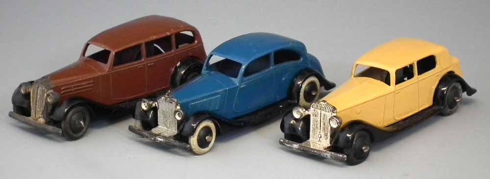 Three Dinky toys   to include 30B Rolls Royce, 30C Daimler, and 30D Vauxhall, (3) Condition Report: