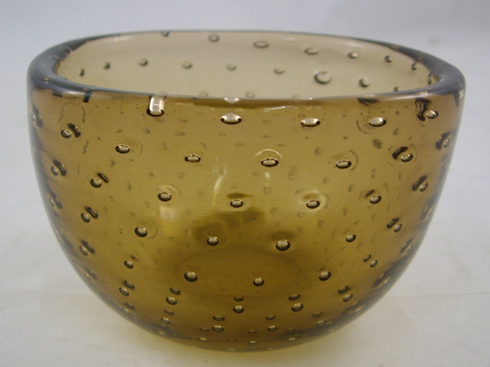 A late 20th century Venini amber glass 'Bullicante' bowl of square rounded form designed by Carlo