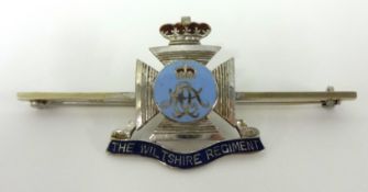 18ct Military brooch, Wiltshire Regiment