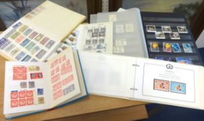 Collection of general stamps in albums