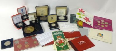 A mixed lot of Royal Mint and other proof and Commerative coins including 1986 Royal Wedding silver