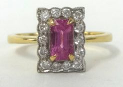 18ct pink stone cluster ring, size N