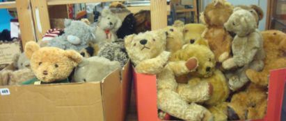 A mixed lot of collectors and old bears to include Harrods bears, Snugglesome bear, Little Tombi,