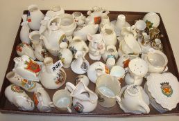 Collection of various crested ware approximately 35 pieces