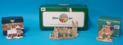 Collection of 21 Lilliput lane cottages (list available) all boxed