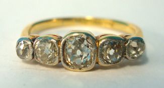 18ct and diamond five stone ring, approximately 1.00 ct