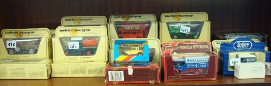 Collection of various Matchbox Models of Yesteryear boxed approx 26 also tin static ambulance