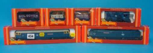 Hornby BR Class diesel William Cookworthy loco BR402, Class 47 Queen Mother loco R319 and four