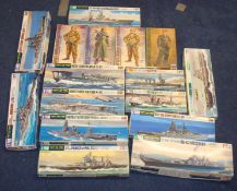 Collection of model kits, mainly battleships including Water Line Series, approx 16 items