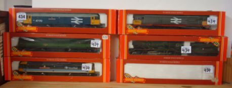 Hornby R349GWR King Henry loco, R.060 loco and four diesel locos (6)