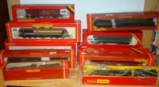 Eleven various Hornby locos, including R262, R065, R850