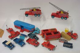 Collection of loose die cast models, mainly Corgi Chipperfield`s Circus, including Corgi Major