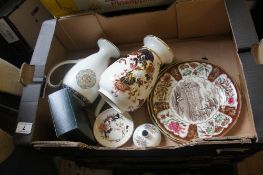 A collection of pottery to include Masons chartreuse plates coalport Hong Kong vase, Wedgwood