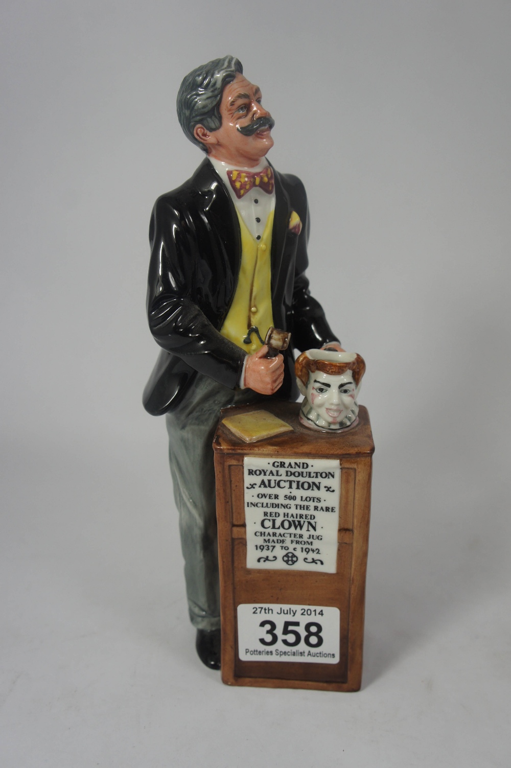 Royal Doulton figure The Auctioneer HN2988, exclusive for the collectors club