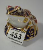 Royal Crown Derby paperweight of a toad with a gold stopper