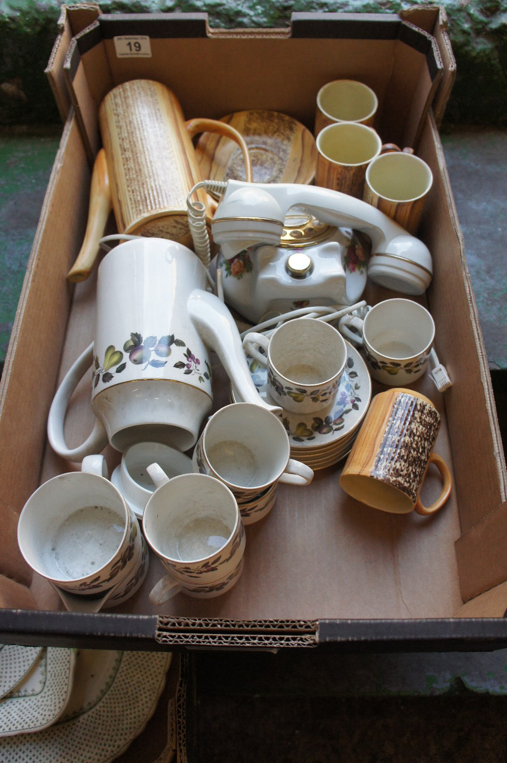 A collection of pottery to include Price Kensington part coffee set, Royal Albert old country rose