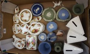 A collection of pottery to include Wedgwood jasperware, Royal Albert Old Country Roses, Royal
