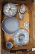 A collection of Wedgwood jasperware and Dudson large box & cover  (8)