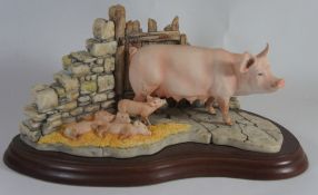 Border Fine Arts Figure Last to Finish, Last piglet to finish eating B00011 12cm in height