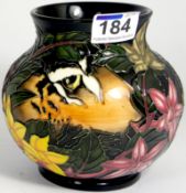 Moorcroft vase decorated with Lions , made for the Born free Foundation, height 15cm