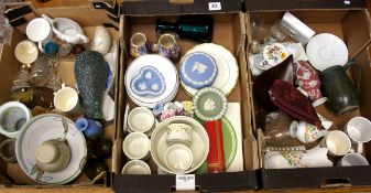 A collection of goods to include Wedgwood Jasperware trinket boxes, coloured glass, art pottery etc,