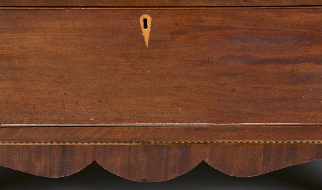 A Federal style mahogany 4 drawer chest. Mid 19th century. With inlaid escutcheons and replaced - Image 2 of 6