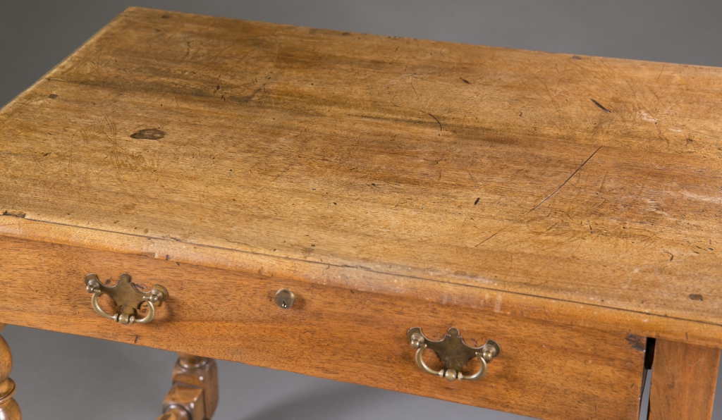 An English oak table.  18th century. Incorporating turned legs and box stretcher, singular drawer - Image 2 of 5