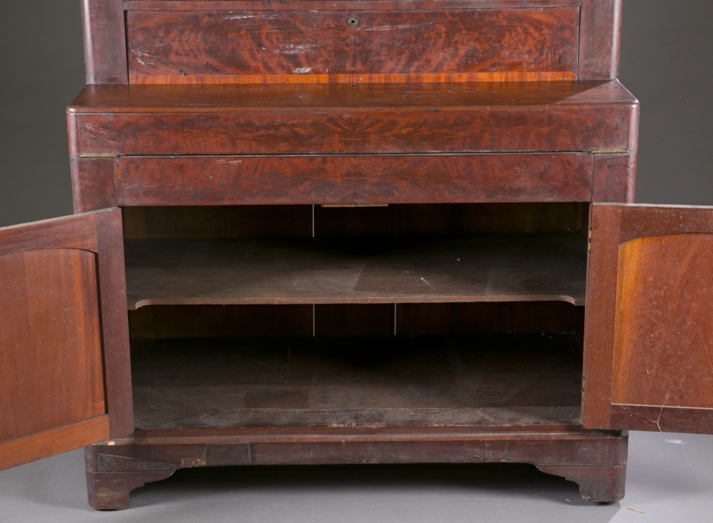 An American flame mahogany secretary by Lewis McKee & Co. c.1830s-40s.. Upper case has 2 glass - Image 4 of 9