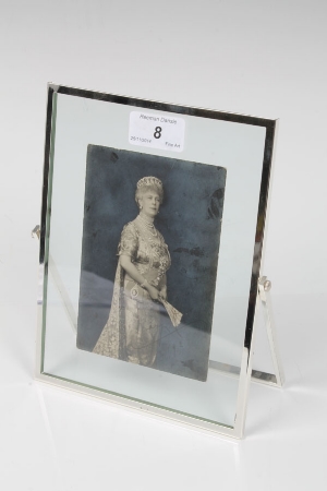 HM Queen Mary - signed portrait photograph of The Queen, inscribed - Mary R 1922 and inscribed on - Image 4 of 4