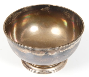 Late George II silver bowl of circular form, with hand-beaten finish, on domed circular foot (London - Image 2 of 2