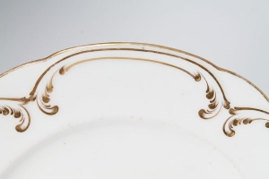 HRH Prince George - Duke of Cambridge (1819 - 1904), Victorian Minton's dinner plate with central - Image 3 of 4