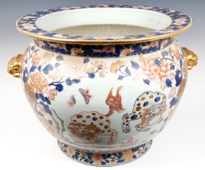 Very large twentieth century Chinese jardinière / fish bowl, decorated in Imari colours with a - Image 2 of 2