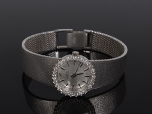 Fine 1970s ladies' Girard-Perregaux white gold (18ct) diamond cocktail watch with silvered dial