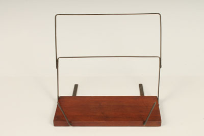 Late Victorian brass and walnut folding reading stand, stamped - Registered Patented 'The Ramion'