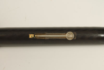 Early Waterman 9ct gold mounted Ideal fountain pen in bakelite case, 13.5cm - Image 3 of 10