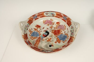 Pair of late nineteenth century Japanese Kutani tureens and covers, each with double loop handle, - Image 11 of 14