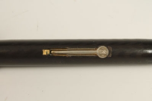 Early Waterman 9ct gold mounted Ideal fountain pen in bakelite case, 13.5cm - Image 8 of 10