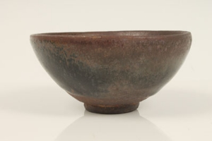 Small antique Chinese bowl of simple form, with speckled treacle glaze - underside bearing - Image 8 of 8