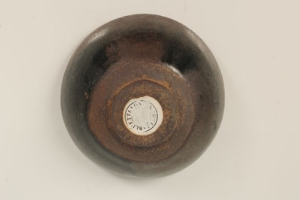 Small antique Chinese bowl of simple form, with speckled treacle glaze - underside bearing - Image 3 of 8