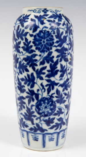Chinese blue and white vase, painted with stylised flowers and leaves - four character mark to base, - Image 3 of 4