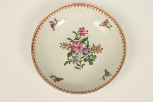 Eighteenth century Worcester tea bowl and saucer, painted in colours, with floral sprats and sprigs - Image 9 of 10