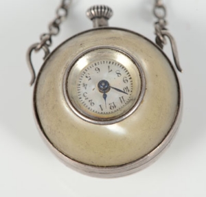 Edwardian ladies' silver mounted mother of pearl pendant ball watch with mother of pearl dial on - Image 4 of 4