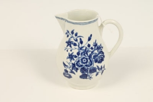 Eighteenth century Worcester blue and white sparrow beak cream jug, printed in the Three Flowers