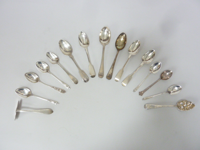 MIXED SILVER FLATWARE, (approximately 250g in all)